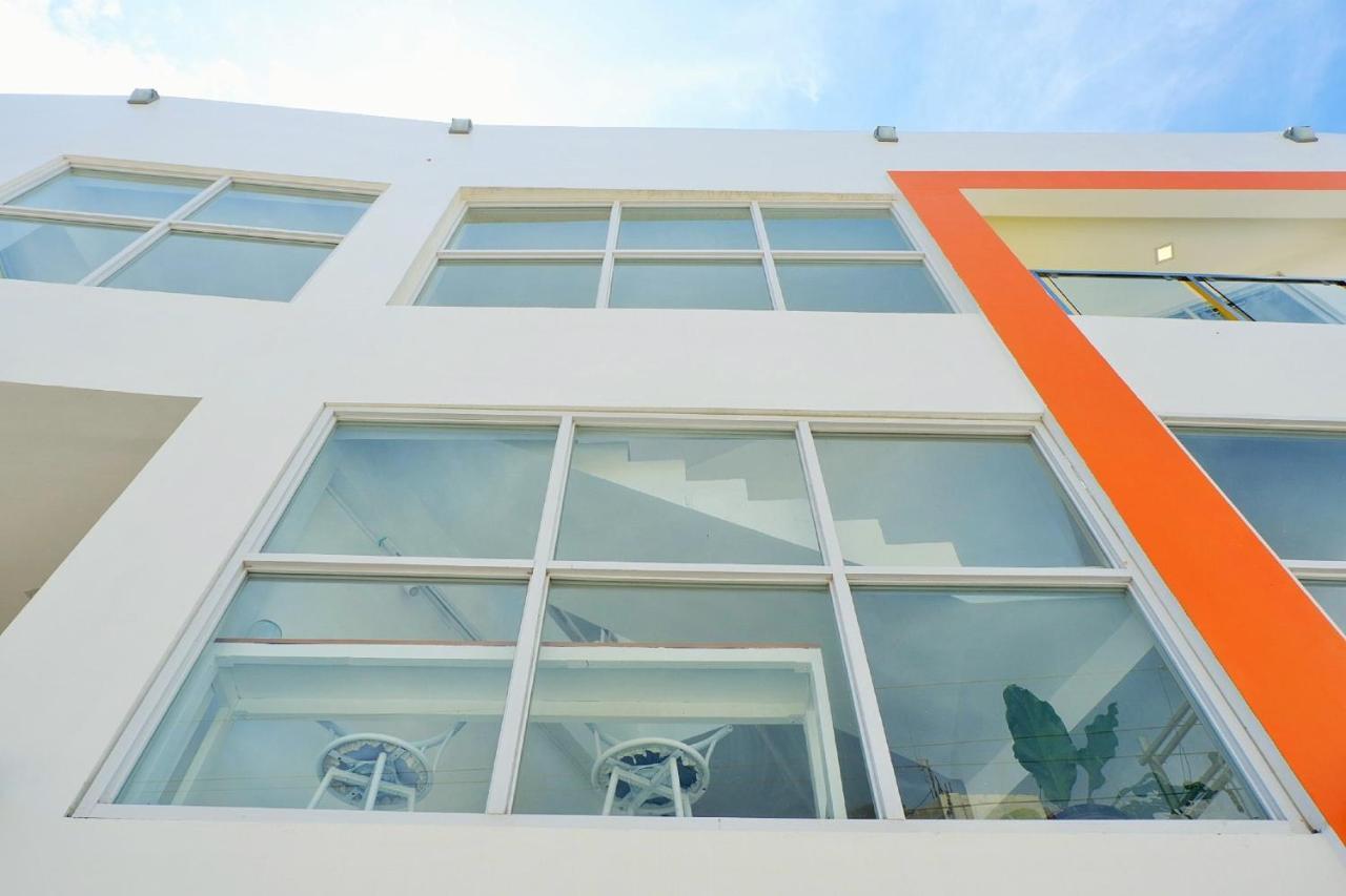 Kamusta Boutique Hotel Balabag  Exterior photo